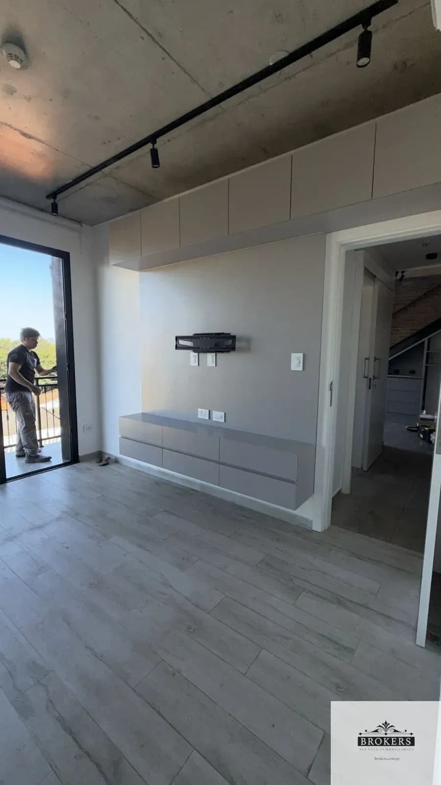2-Bedroom Apartment for Rent in Mburucuyá, Asunción - Image 13