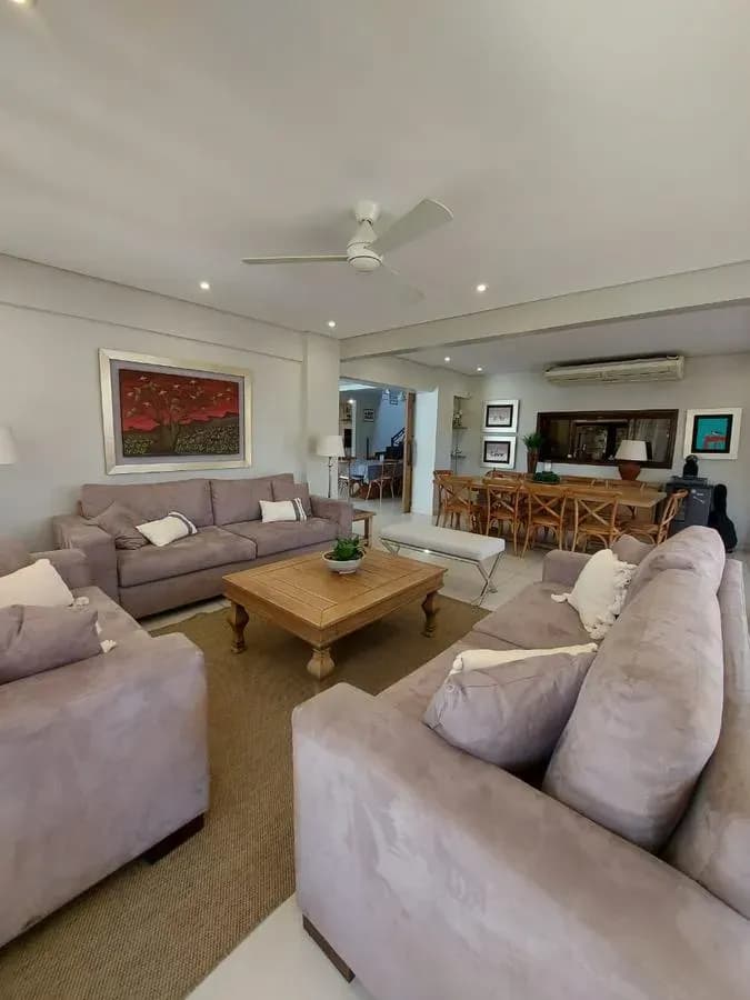 Casa de 3 dormitorios en Venta en San Jorge, Asunción - Image 8