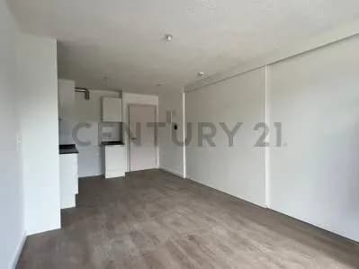 1-Bedroom Apartment for Sale in Cordón, Montevideo - Image 5