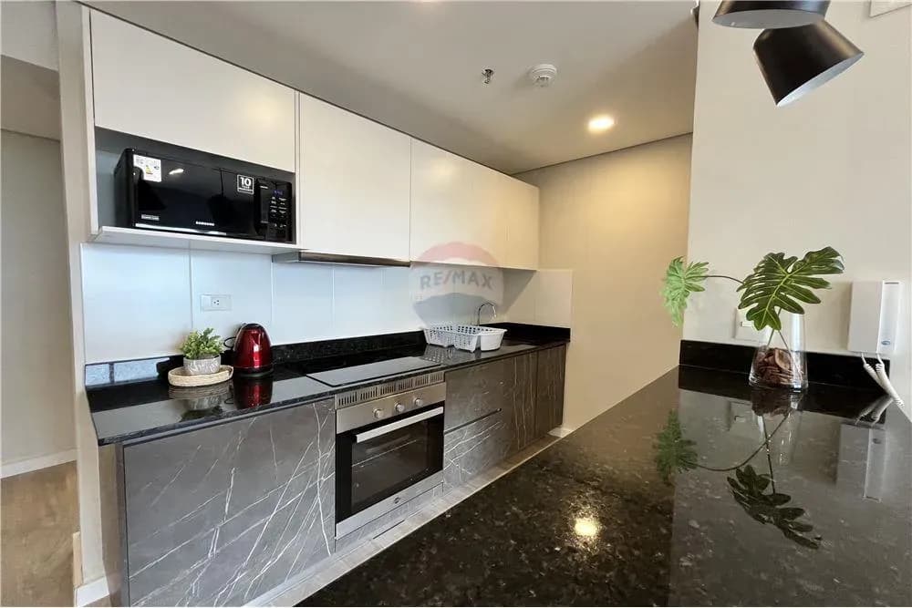 1-Bedroom Apartment for Sale in Madame Lynch, Asunción - Image 10