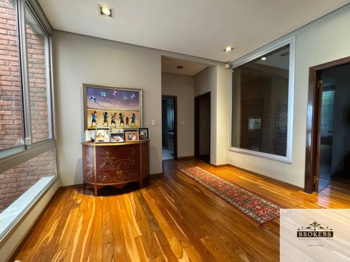 4-Bedroom House for Rent in Asunción - Image 14