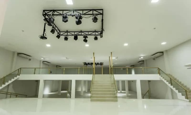 Loja de 900m² à Venda em Domingo Savio, Fernando de la Mora - Image 3