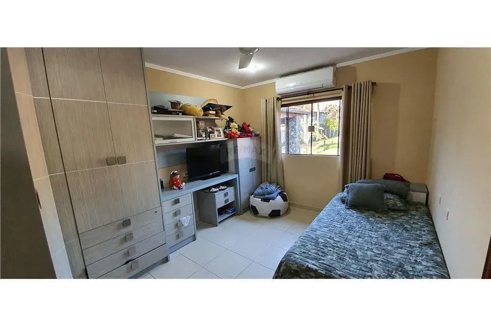 Casa de 3 quartos à Venda em Santa Ana, Lambaré - Image 4