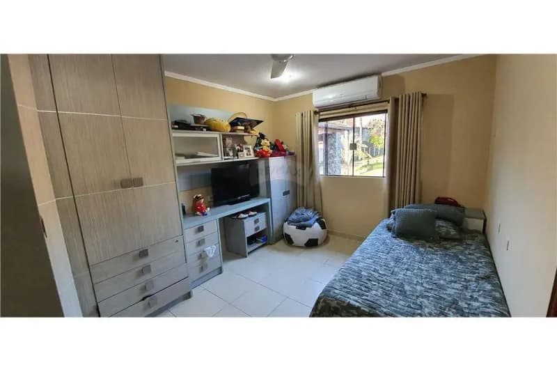 Casa de 3 quartos à Venda em Santa Ana, Lambaré - Image 4