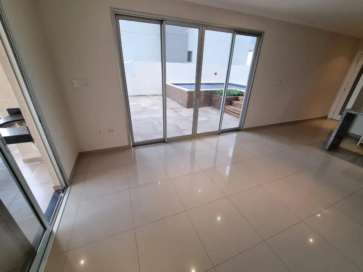 Departamento de 4 dormitorios en Alquiler en Las Lomas (Carmelitas), Asunción - Image 20
