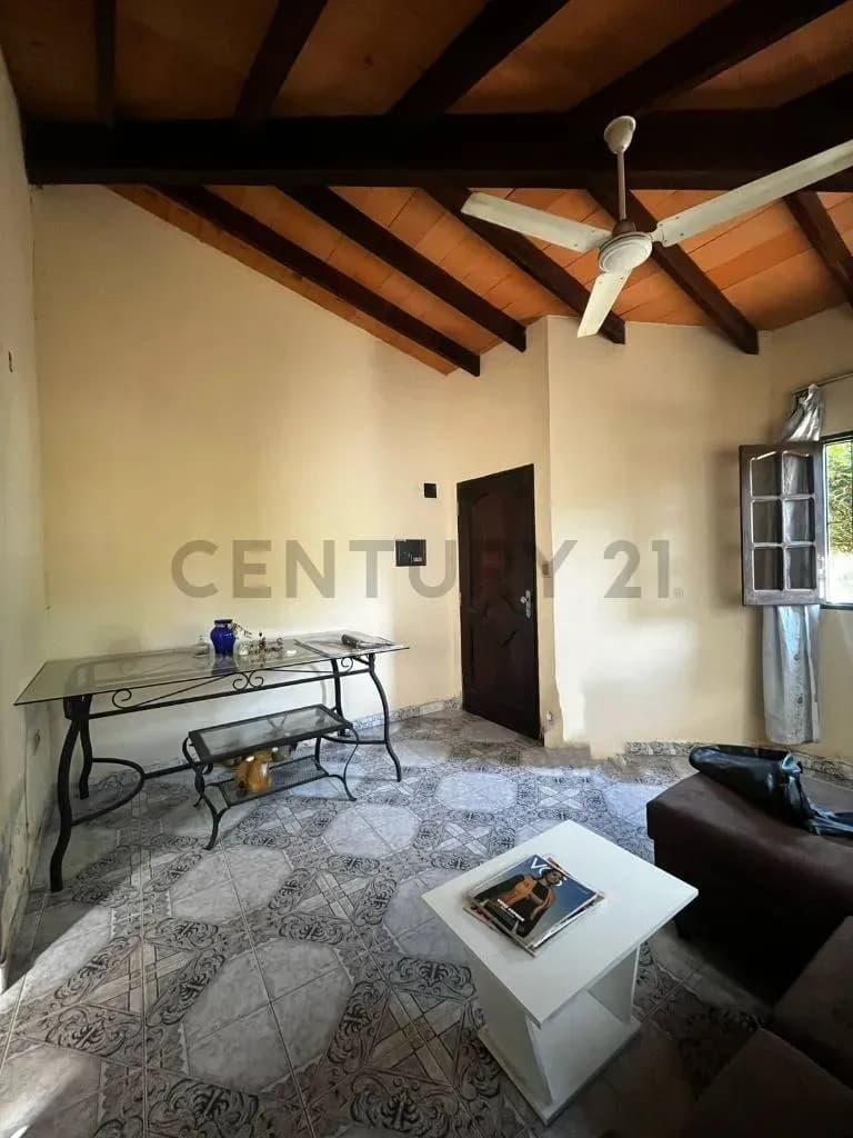 Casa de 3 dormitorios en Venta en Nazareth, Asunción - Image 11