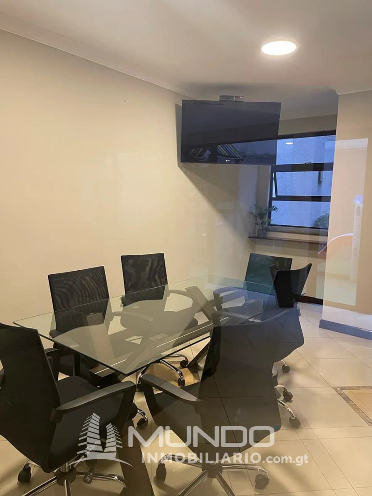 Departamento de 2 dormitorios, 110m², en Venta en Zona 14, Ciudad de Guatemala - Image 9