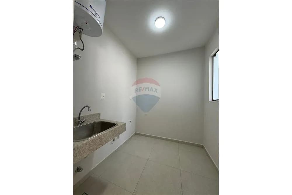 3-Bedroom House for Sale in Loma Merlo, Luque - Image 13
