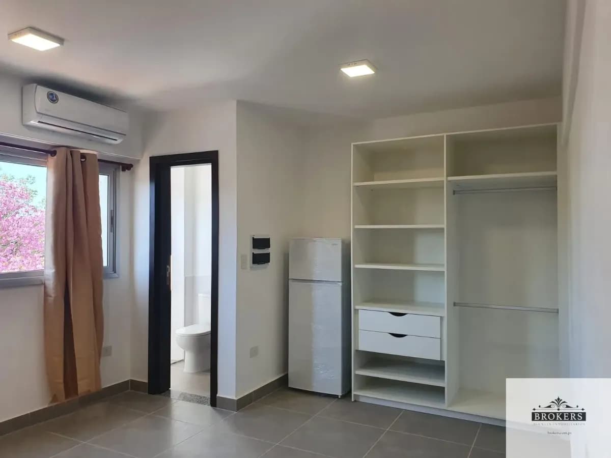 1 Bedroom Apartment for Rent in San Blas, Mariano Roque Alonso - Image 4