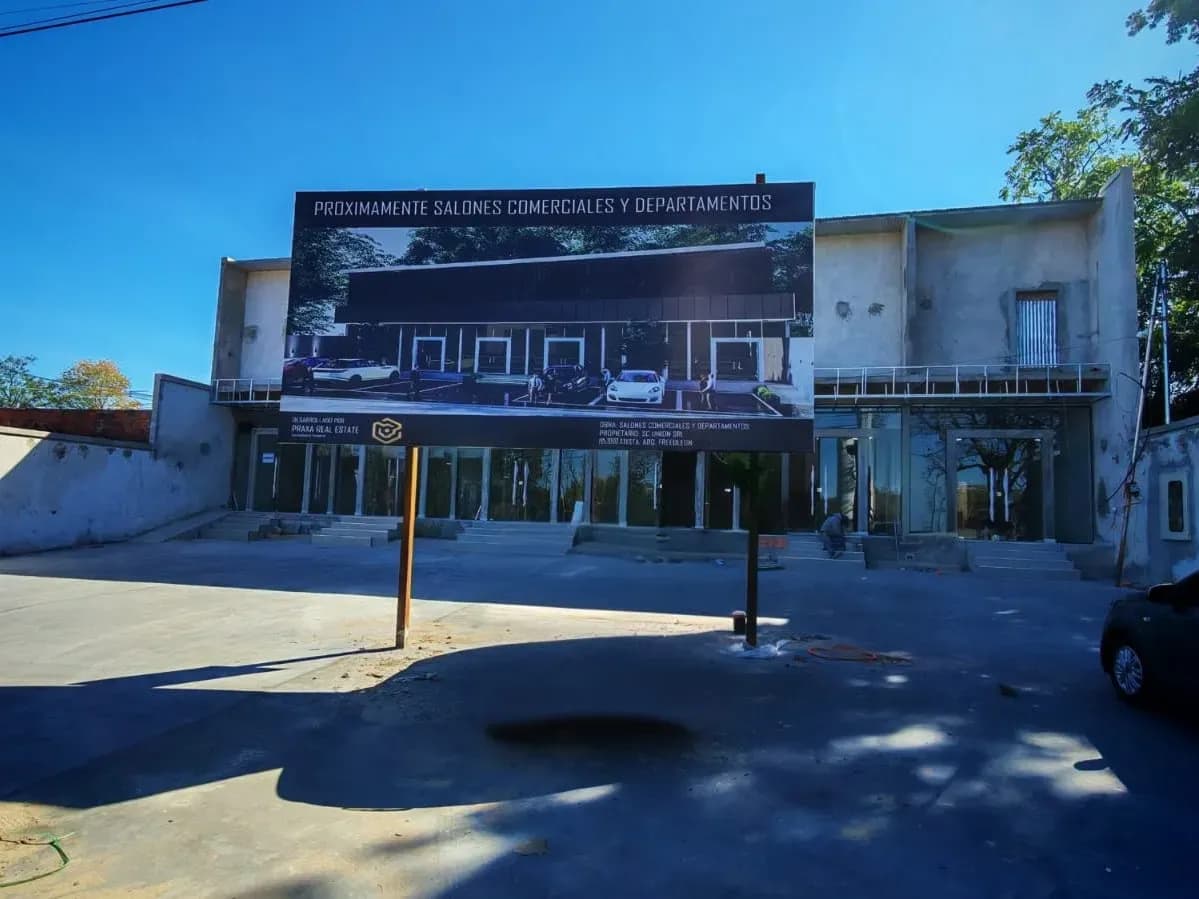 Local Comercial de 58.5m² en Alquiler en San Isidro, Lambaré