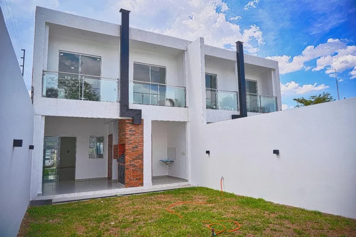 3-Bedroom House for Sale in Parques del Yatch, Lambaré - Image 2