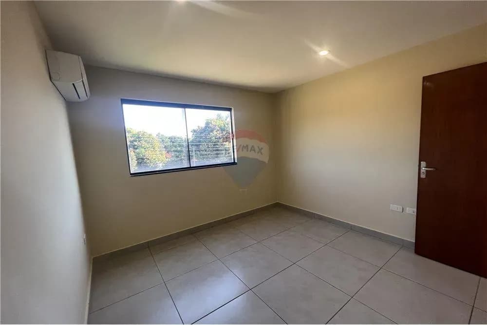 3-Bedroom Apartment for Sale in Cuarto Barrio, Luque - Image 12