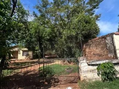 Terreno de 533,6m² à Venda em Nazareth, Assunção - Image 3