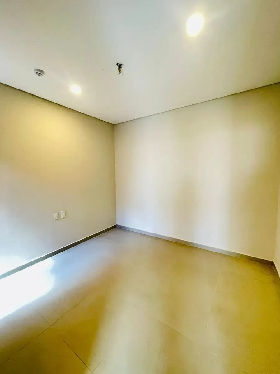 3-Bedroom House for Sale in Maramburé, Luque - Image 15