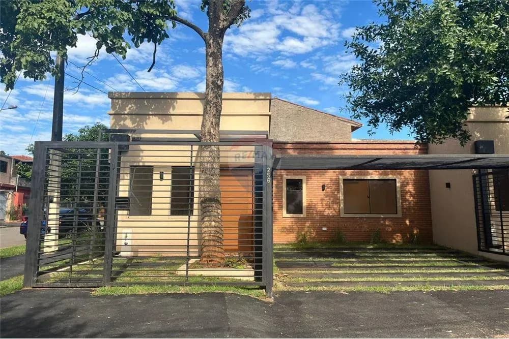 Terreno de 361m² en Venta en Valle Pucú, Areguá - Image 3