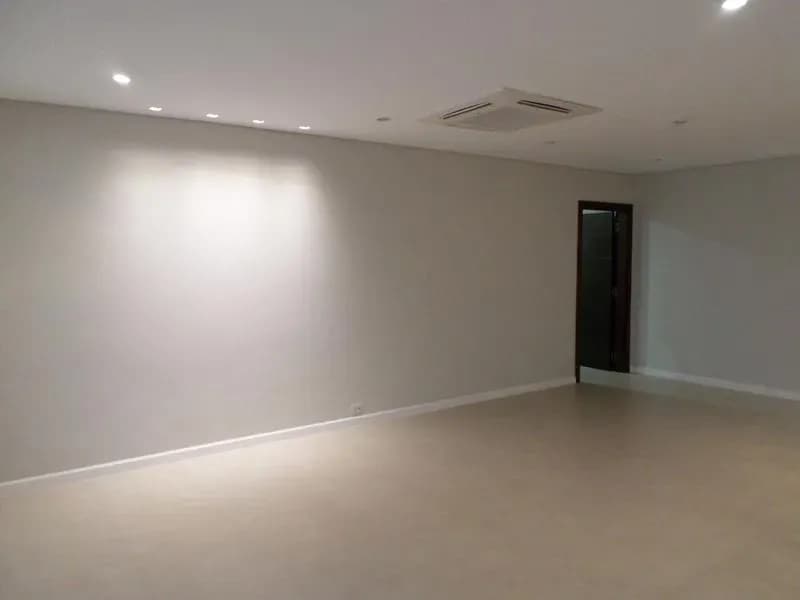 3-Bedroom Apartment for Sale in Villa Morra, Asunción - Image 4