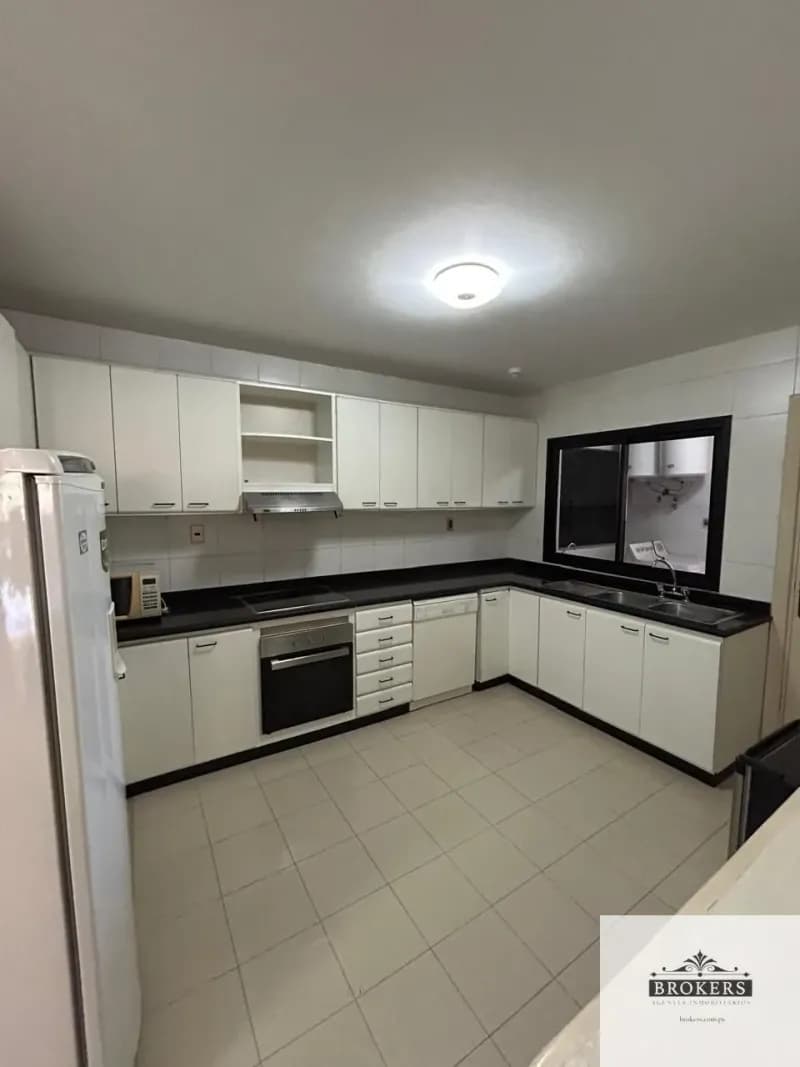 Departamento de 3 dormitorios en Alquiler en Carmelitas, Asunción - Image 4