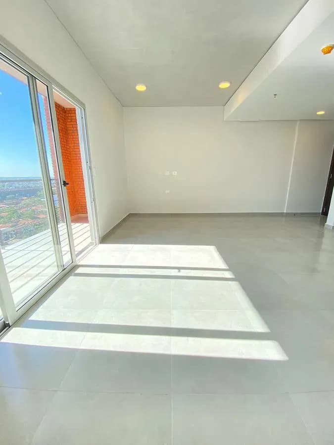 Apartamento de 2 quartos à Venda em Lambaré - Image 3