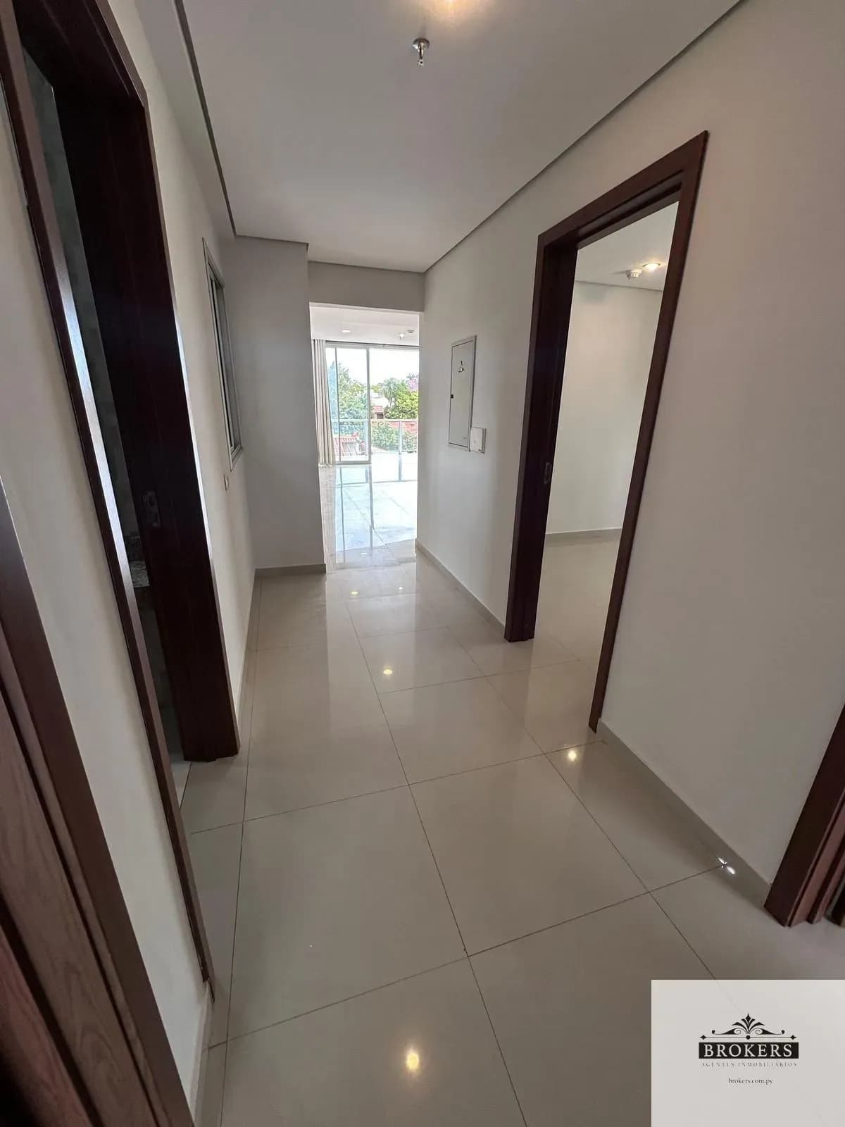 3-Bedroom Apartment for Sale in Las Lomas (Carmelitas), Asunción - Image 6