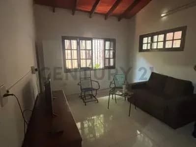 Casa de 3 dormitorios en Venta en Orilla del Campo Grande, Fernando de la Mora - Image 4