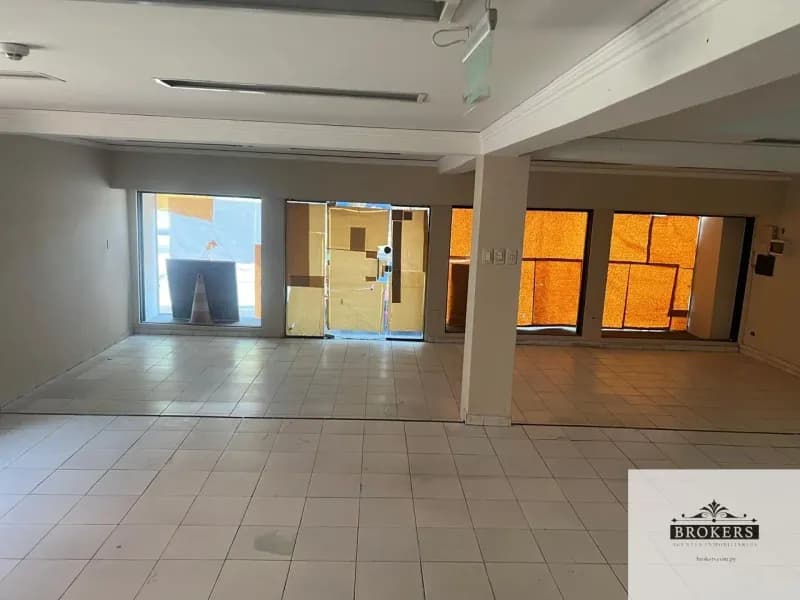 Oficina de 338m² en Alquiler en Villa Morra, Asunción - Image 2