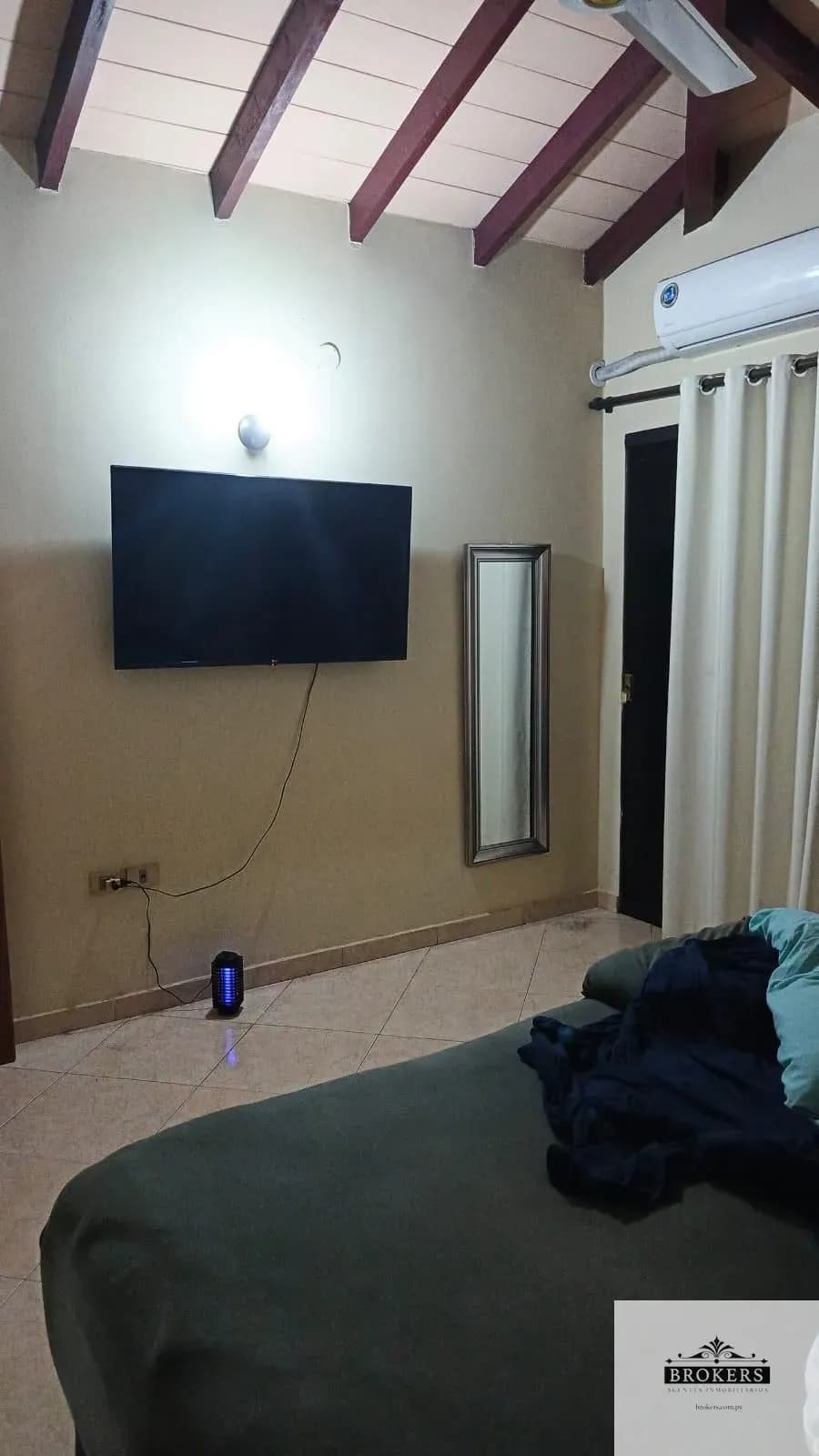 4-Bedroom House for Sale in Lambaré - Image 20