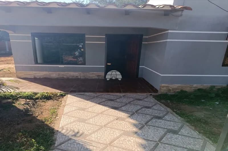 Casa de 2 quartos à Venda em Luque - Image 4