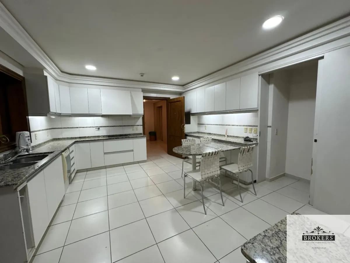 Departamento de 3 dormitorios en Alquiler en San Jorge, Asunción - Image 15