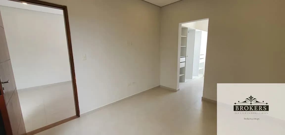 Casa de 3 dormitorios en Venta en Mbachió II, Lambaré - Image 14