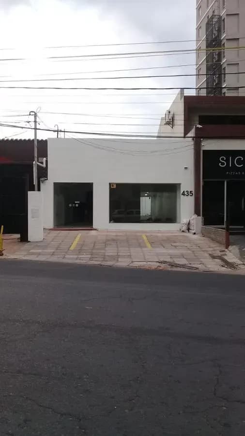 Retail Space of 120m² for Sale in San José, Asunción - Image 9