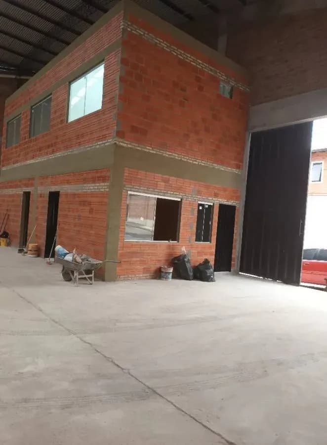 Warehouse of 814m² for Sale in San Francisco, San Lorenzo - Image 7
