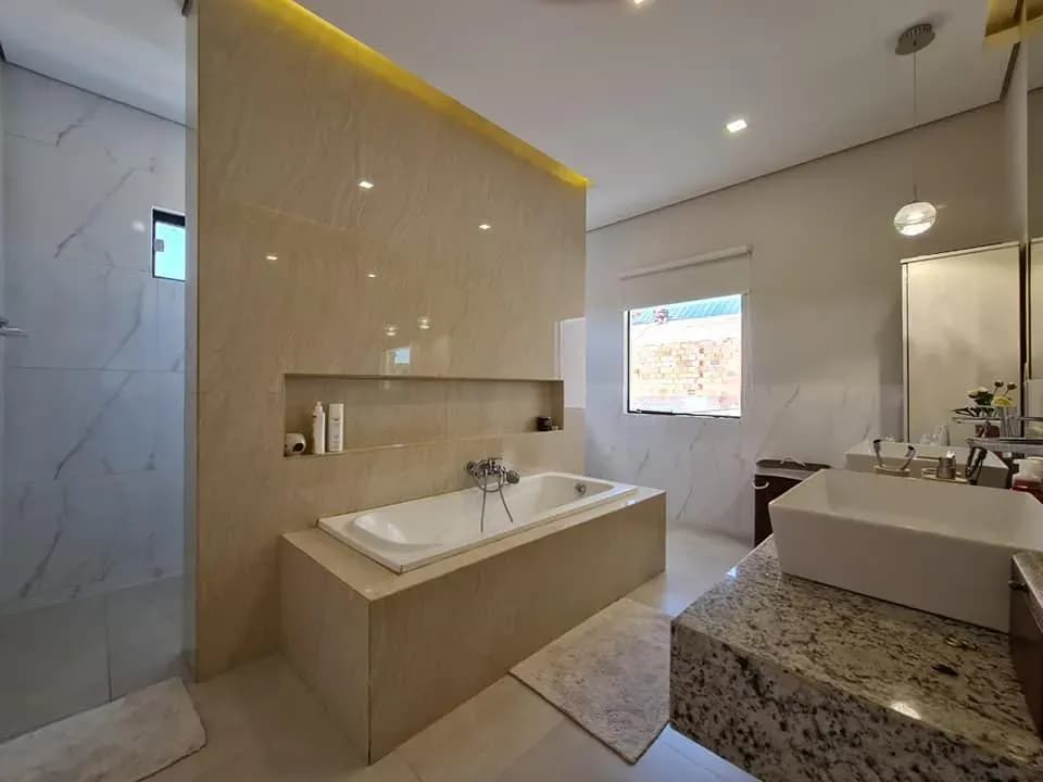 Casa de 5 quartos à Venda no Primeiro Bairro, Luque - Image 14