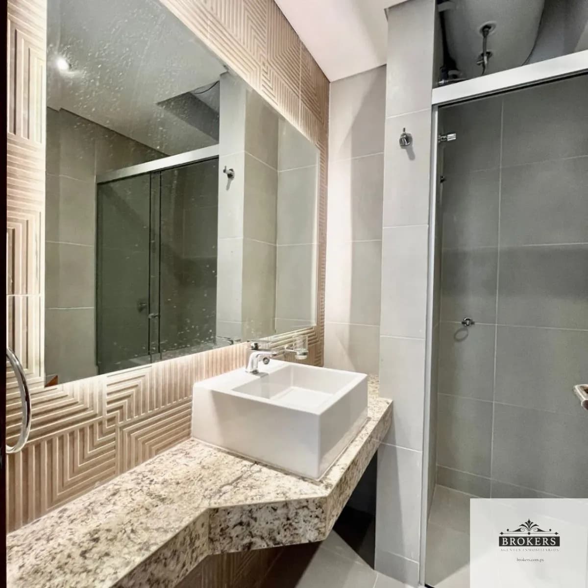 2-Bedroom Apartment for Sale in Jara, Lambaré - Image 7