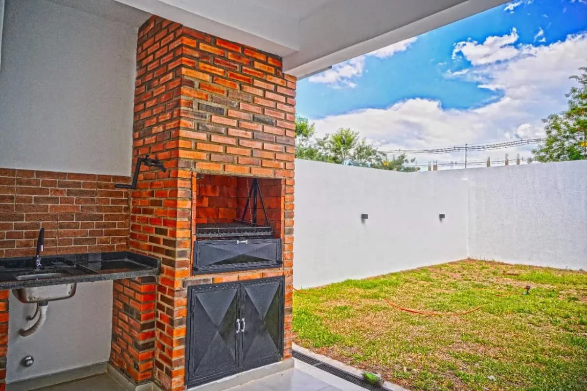 3-Bedroom House for Sale in Parques del Yatch, Lambaré - Image 13