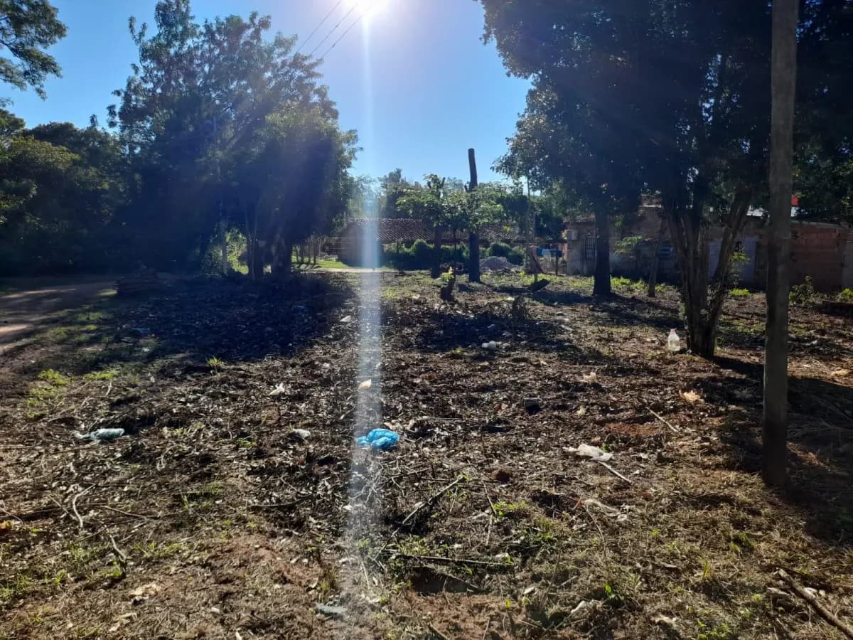 Terreno de 720m² à Venda em Areguá - Image 2