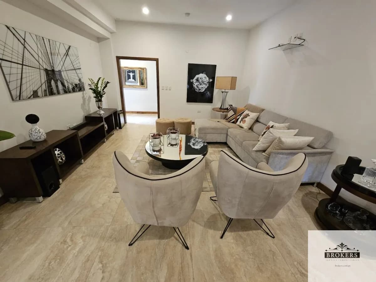 Casa de 3 dormitorios en Alquiler en Recoleta, Asunción - Image 7