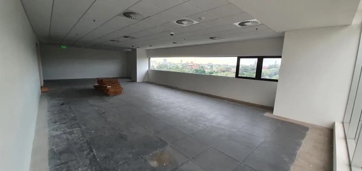 Oficina de 137m² en Alquiler en Mcal. José Félix Estigarribia, Asunción - Image 9