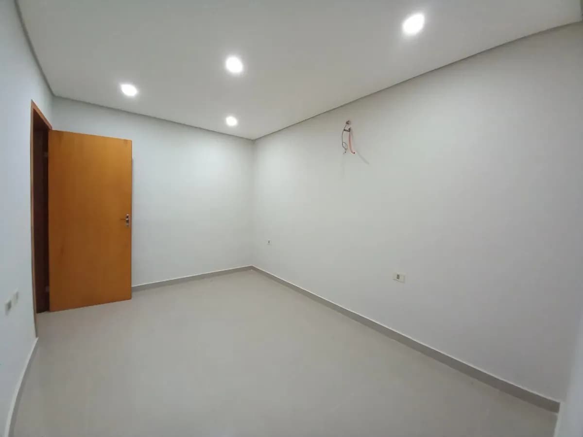 Casa de 3 dormitorios en Venta en Fernando de la Mora - Image 14