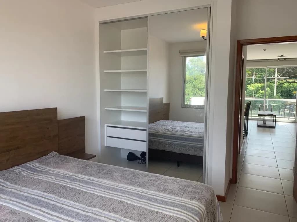 Apartamento de 1 dormitório à Venda em Madame Lynch, Assunção - Image 17