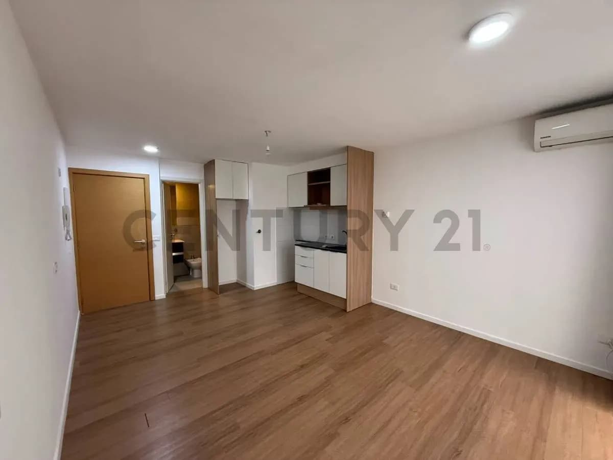 Apartment for Rent in Pocitos, Montevideo