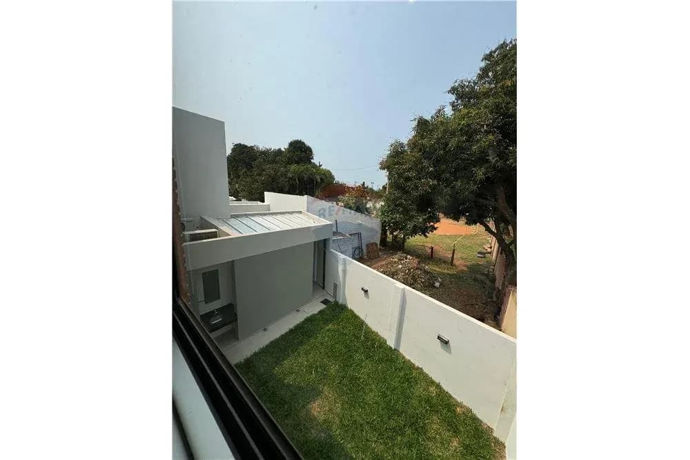 3-Bedroom House for Sale in Loma Merlo, Luque - Image 6