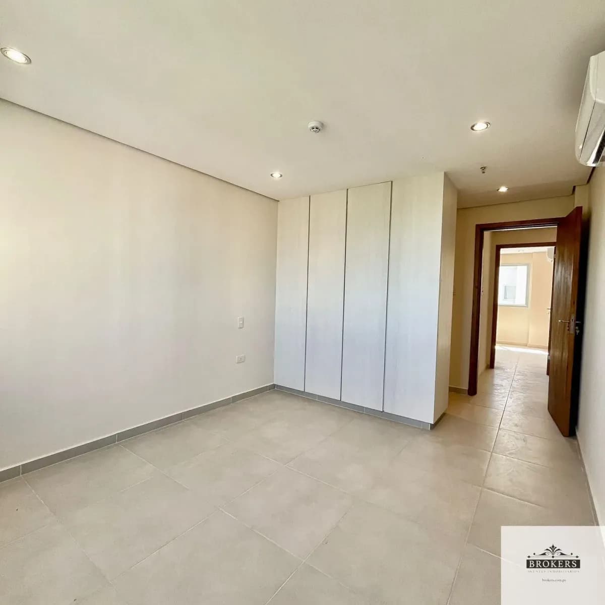 3-Bedroom Apartment for Sale in Jara, Asunción - Image 19