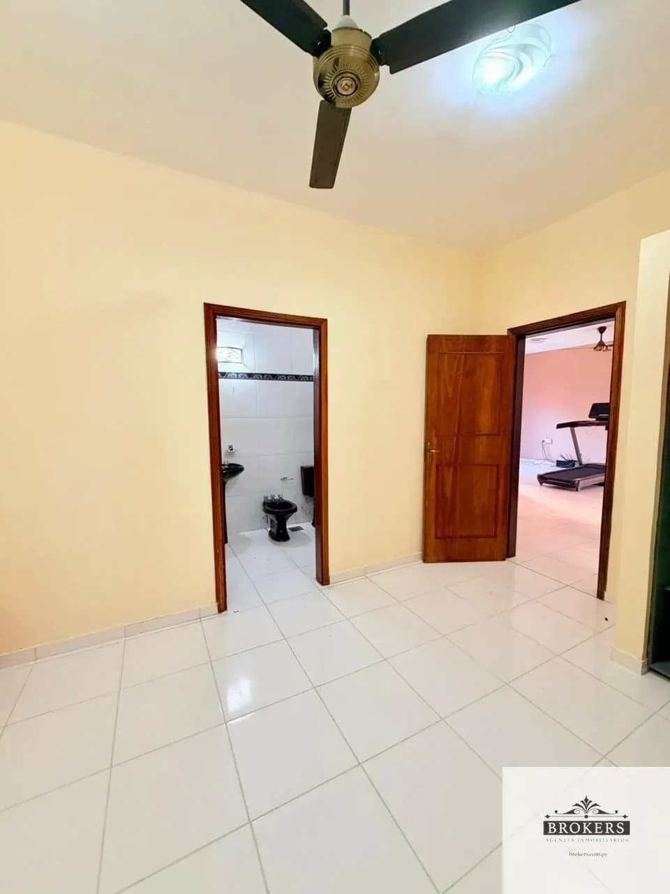 3-Bedroom House for Sale in Campo Grande, Luque - Image 9