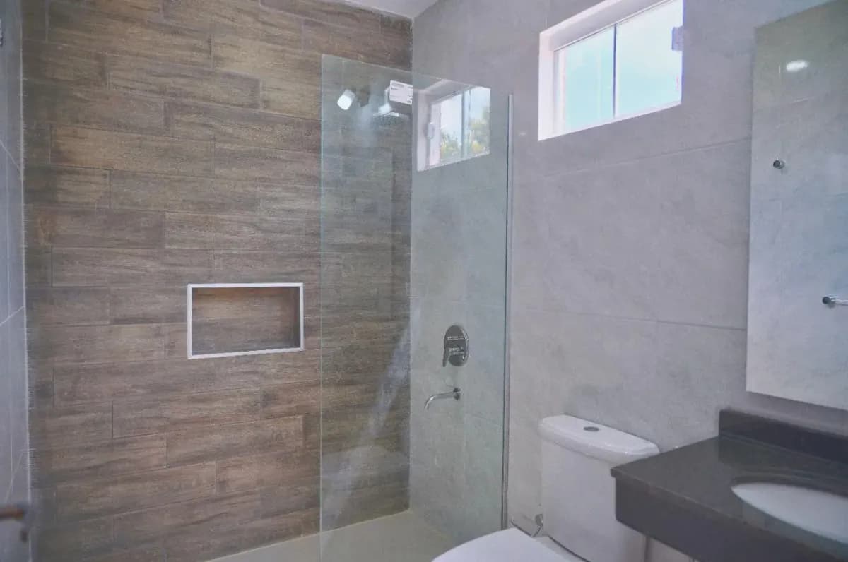 3-Bedroom House for Sale in Parques del Yatch, Lambaré - Image 8