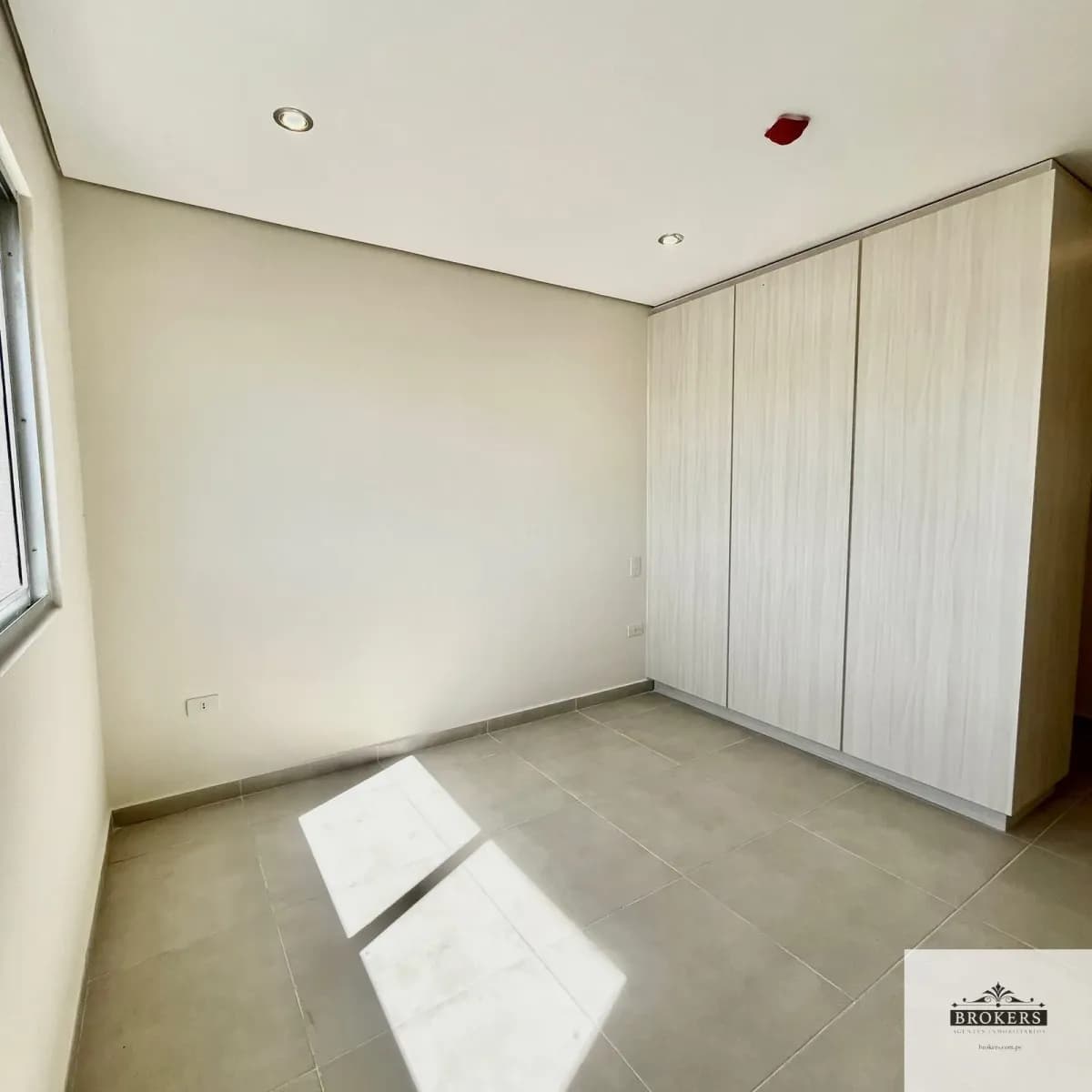 3-Bedroom Apartment for Rent in Jara, Lambaré - Image 12