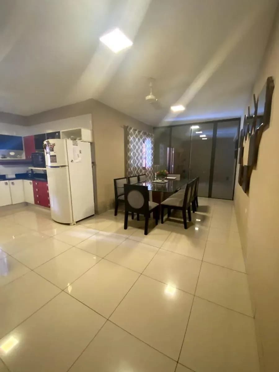 4-Bedroom House for Sale in Monseñor Bogarín, Mariano Roque Alonso - Image 4