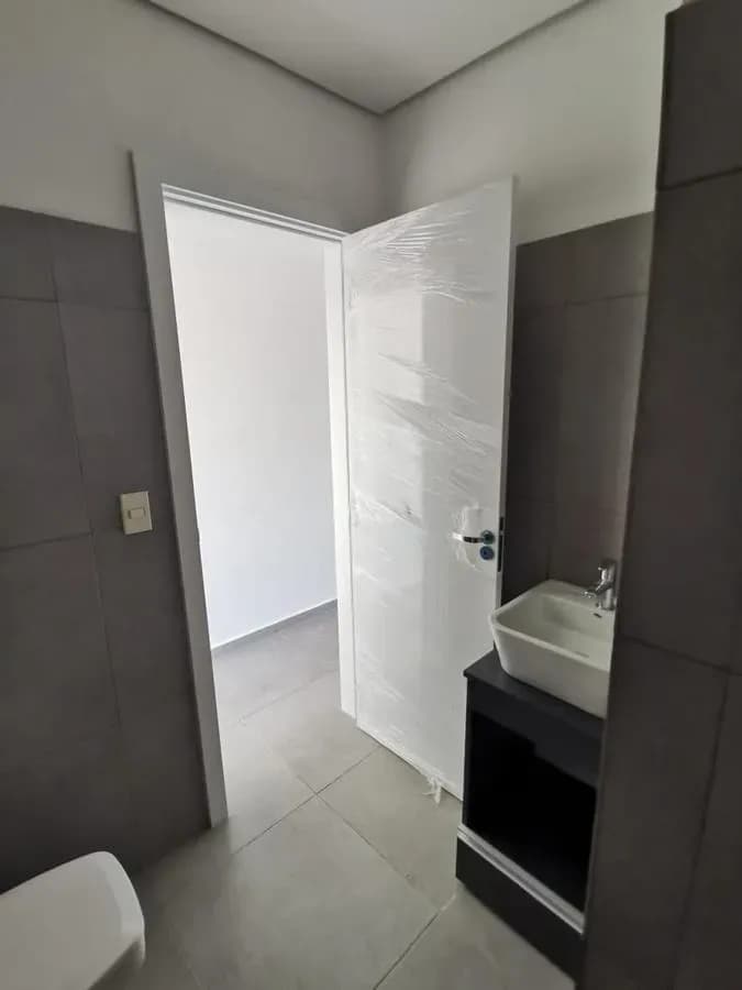 1-Bedroom Apartment for Sale in Gral. Bernardino Caballero, Lambaré - Image 6