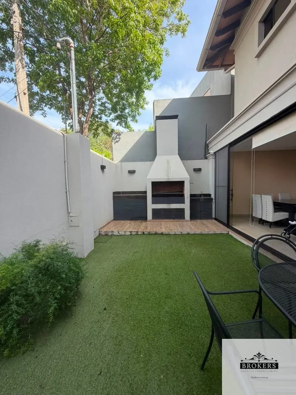 Casa de 3 dormitorios en Alquiler en Primer Barrio, Luque - Image 10
