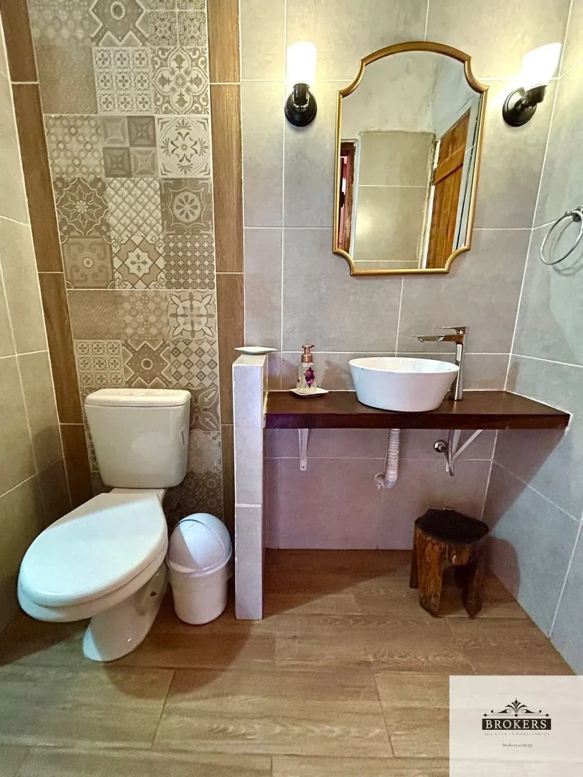 Casa de 4 quartos para Aluguel em Ypacaraí - Image 14