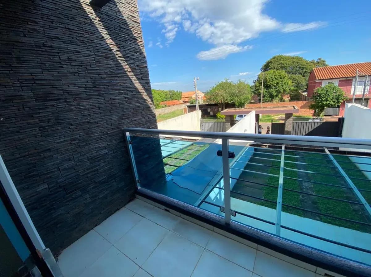 3-Bedroom House for Sale in Cuarto Barrio, Luque - Image 2